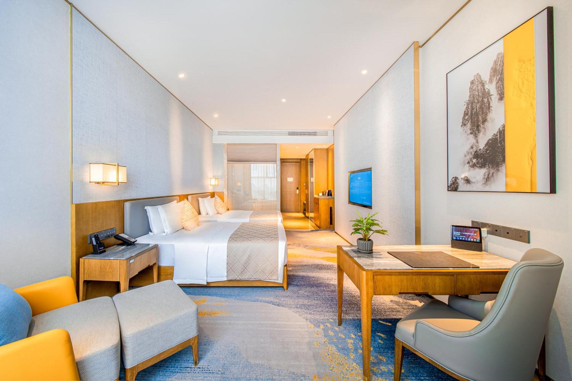 Отель Wyndham Shiyan Downtown Экстерьер фото